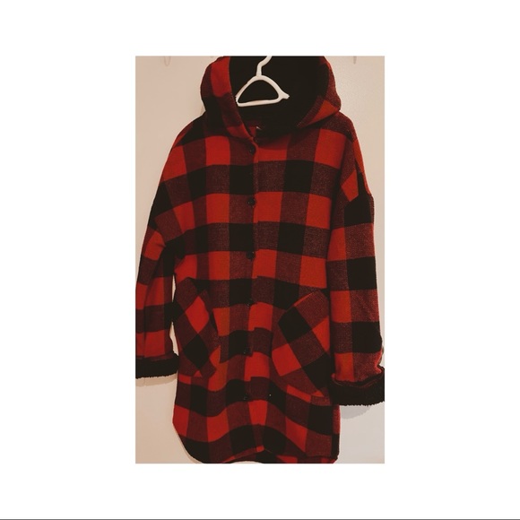 Jackets & Blazers - Plaid Shacket